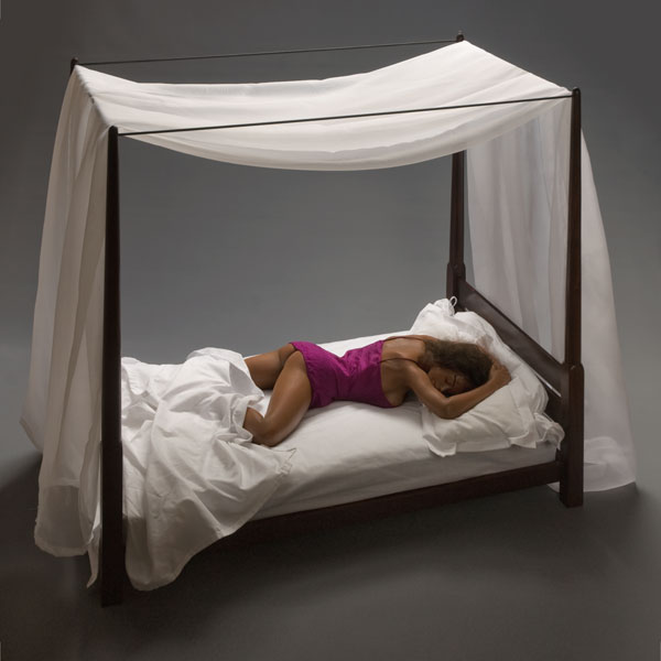 Jeune femme endormie